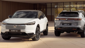 Abbildung zeigt Honda HR-V in der Farbe weiß und grau von vorne.