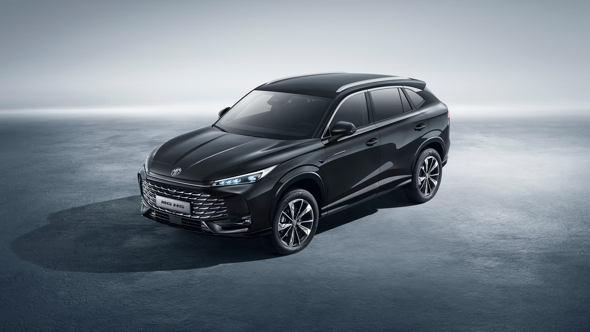 Abbildung zeigt MG HS phev in der Farbe schwarz von vorne.